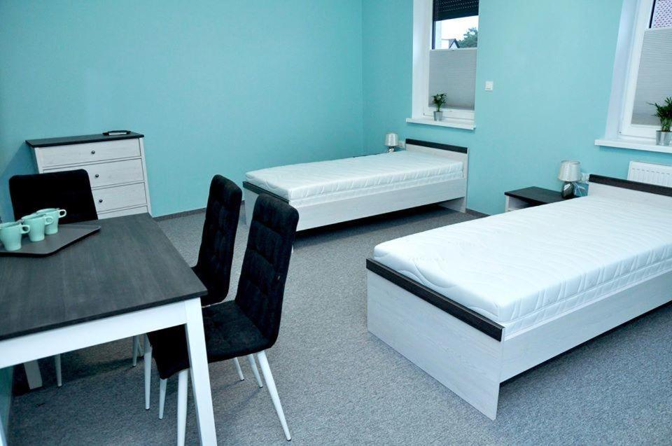 Pokoje, Apartamenty, Restauracja Marcus Oborniki Εξωτερικό φωτογραφία