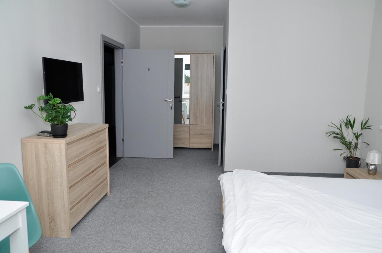 Pokoje, Apartamenty, Restauracja Marcus Oborniki Εξωτερικό φωτογραφία